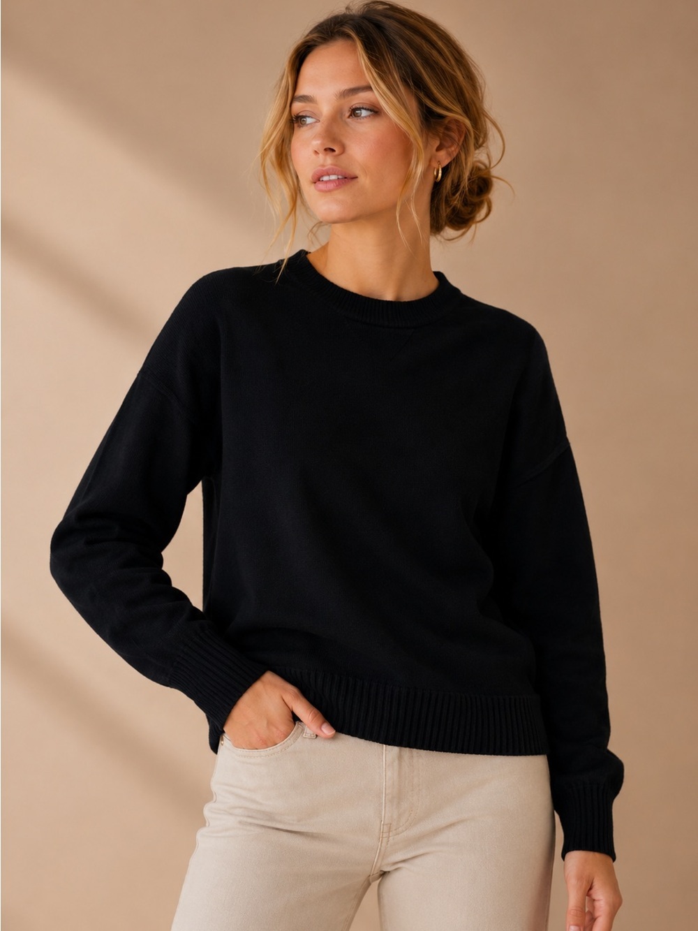 Debut Black Crewneck Knit Sweater Women's M/L Classic Minimalist Pullover
